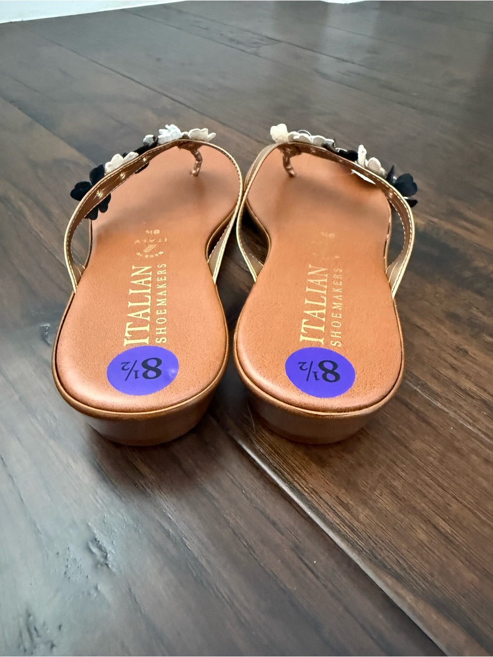 Italian Shoemakers Floral Flip Flop Sandals | Size 8.5 | NWT - Picture 4 of 5